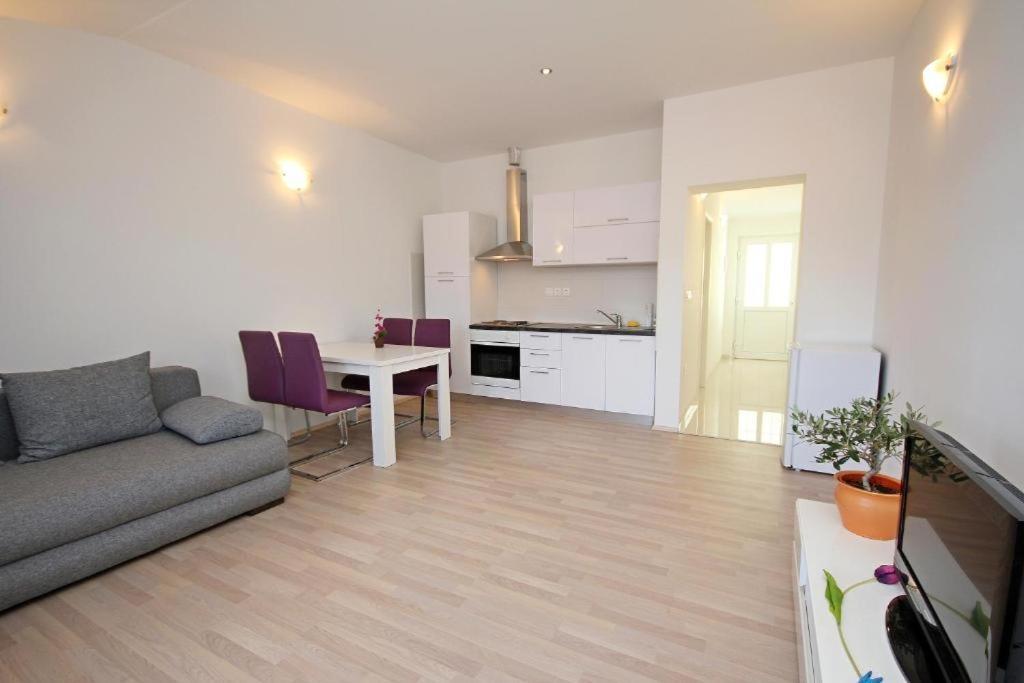 Apartmani Sea Star Makarska Esterno foto