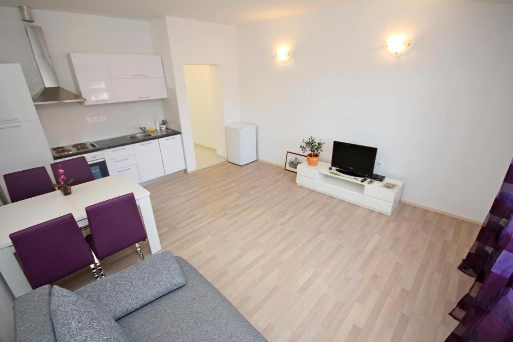 Apartmani Sea Star Makarska Esterno foto